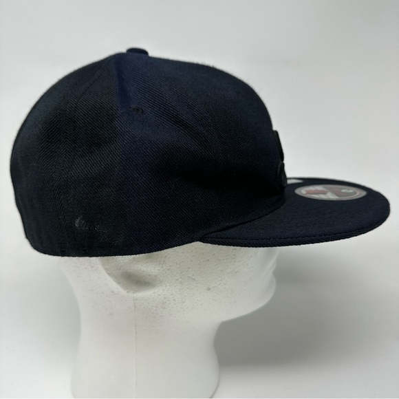 Atlanta Braves Pit Bull Brand Fitted XL Baseball Hat Display Hat Only - Picture 5 of 13